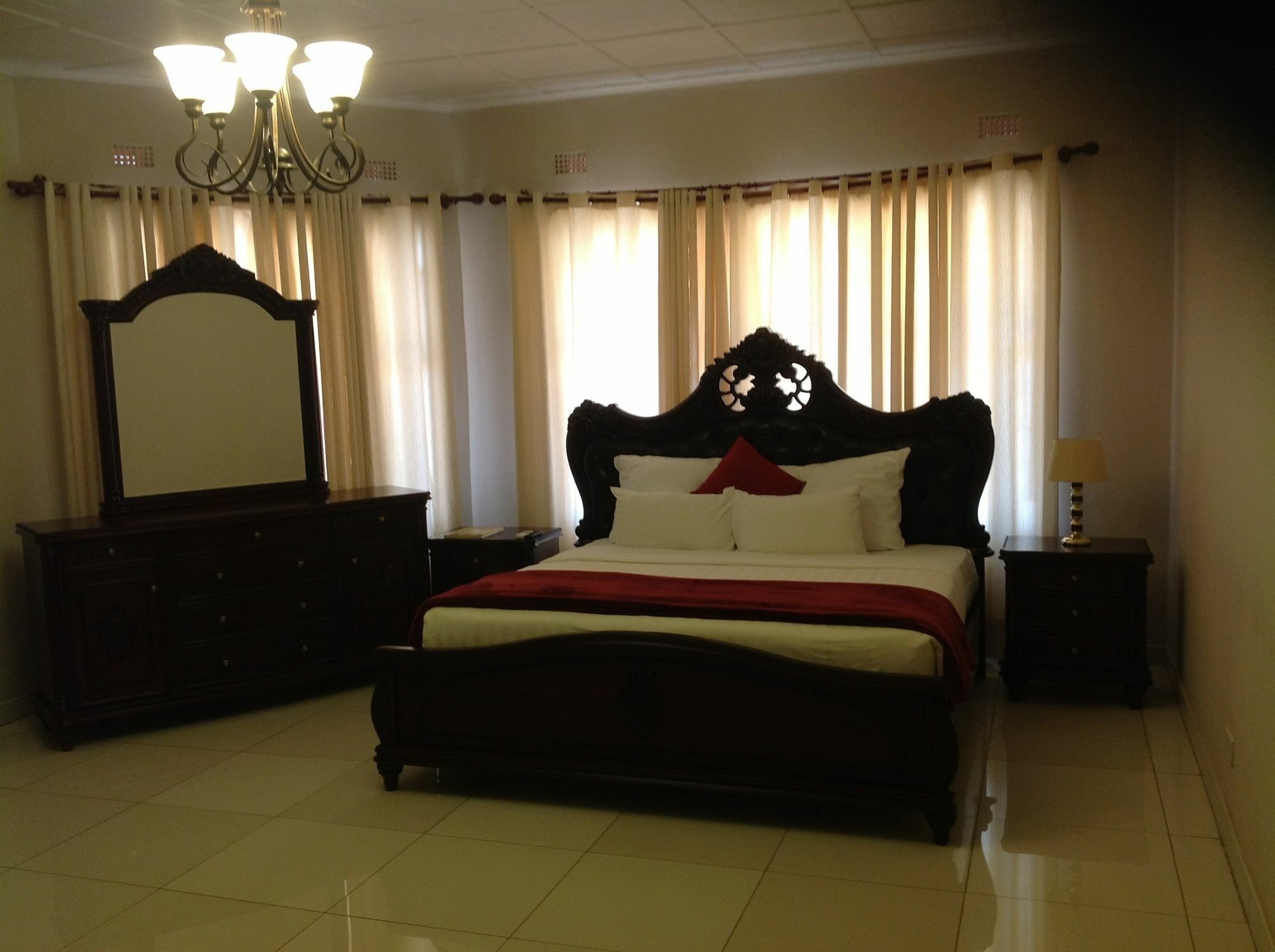 Cypress Executive Lodge Livingstone Exterior foto